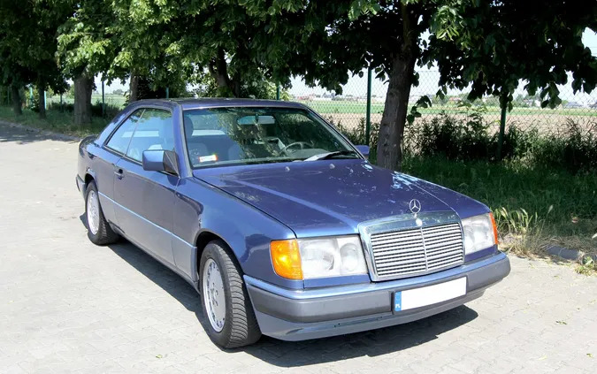 samochody osobowe Mercedes-Benz W124